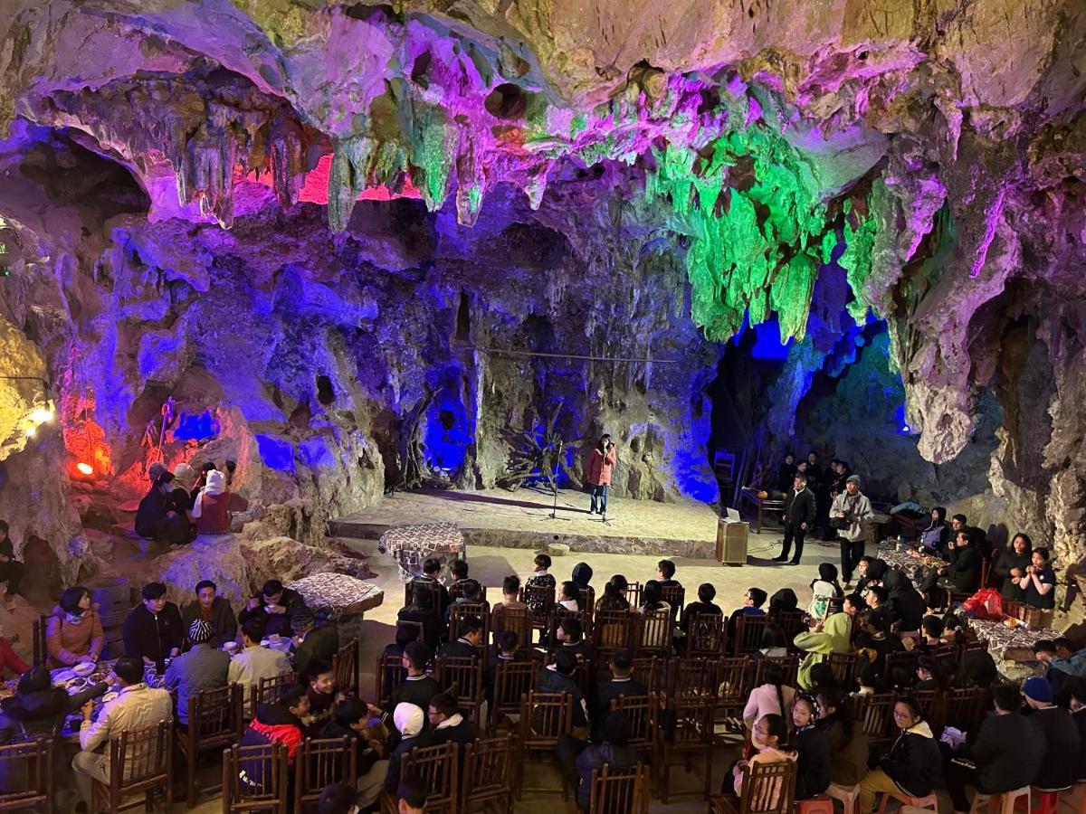 Yen Nhi Homestay Ban Gioc カオバン エクステリア 写真