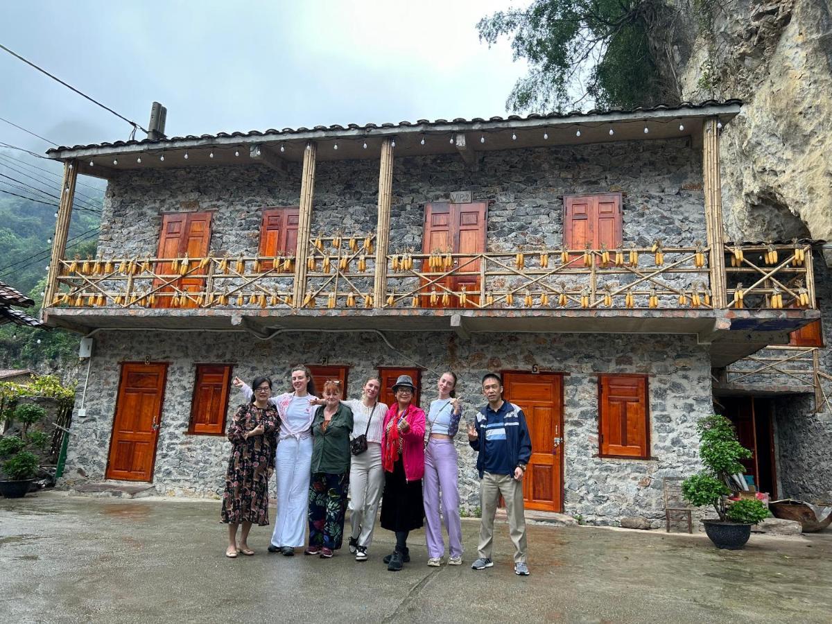 Yen Nhi Homestay Ban Gioc カオバン エクステリア 写真